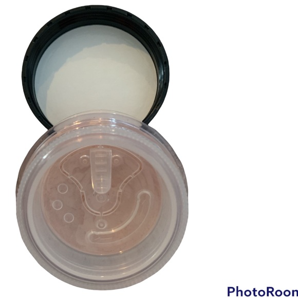 bareMinerals Original Foundation Med. Tan C30 Full-size - Picture 2 of 3